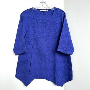 Soft Surroundings Tunic Royal Blue Floral Embossed Shark Bite Hem Front Pocket